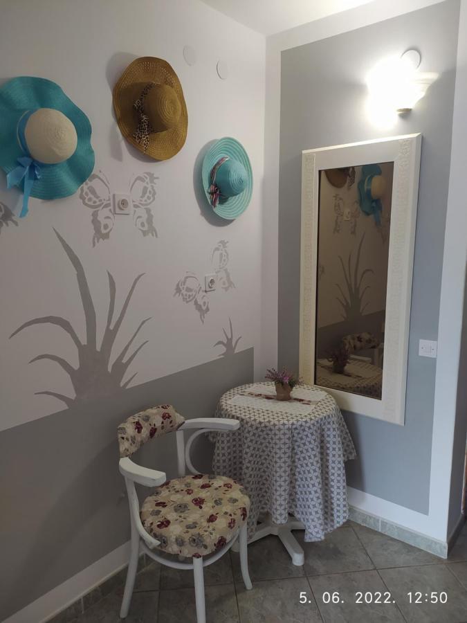 Apartment Sara Novi Vinodolski Kültér fotó