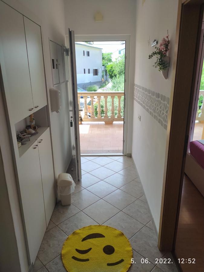 Apartment Sara Novi Vinodolski Kültér fotó