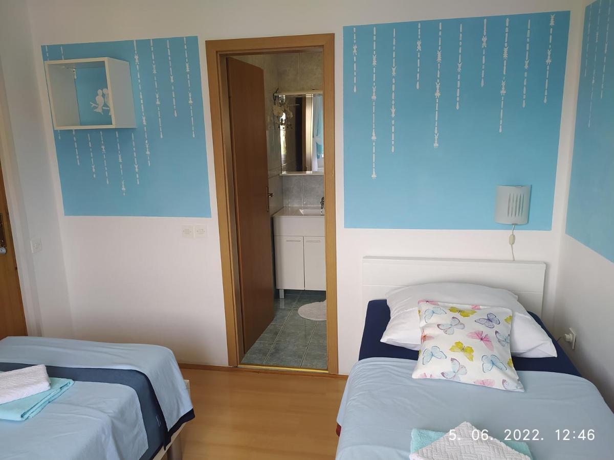Apartment Sara Novi Vinodolski Kültér fotó